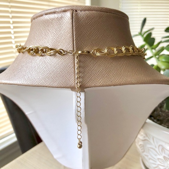 Flowers Galore Gold & White Necklace - Picture 6 of 6